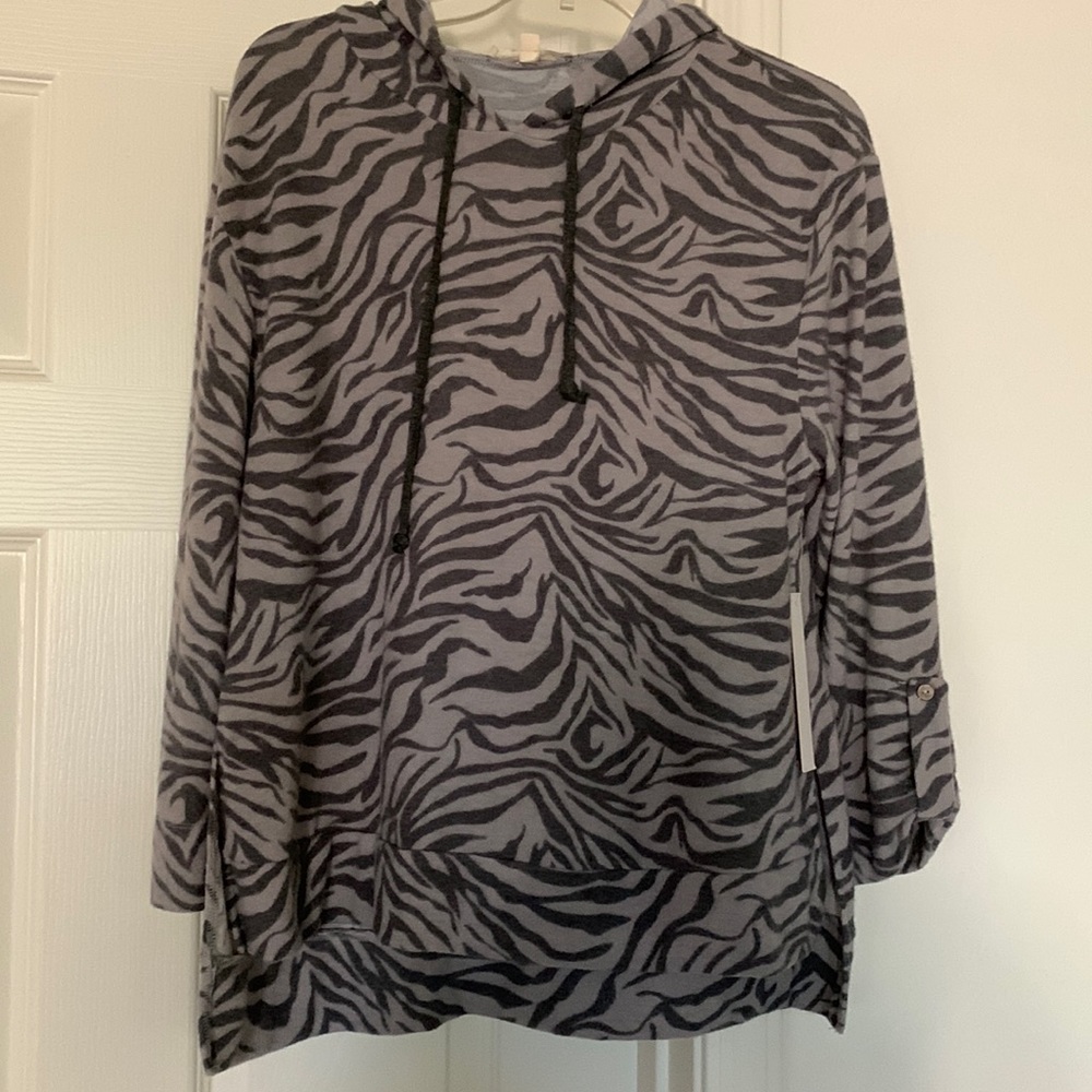 NWT another reason hooded lounge top size medium